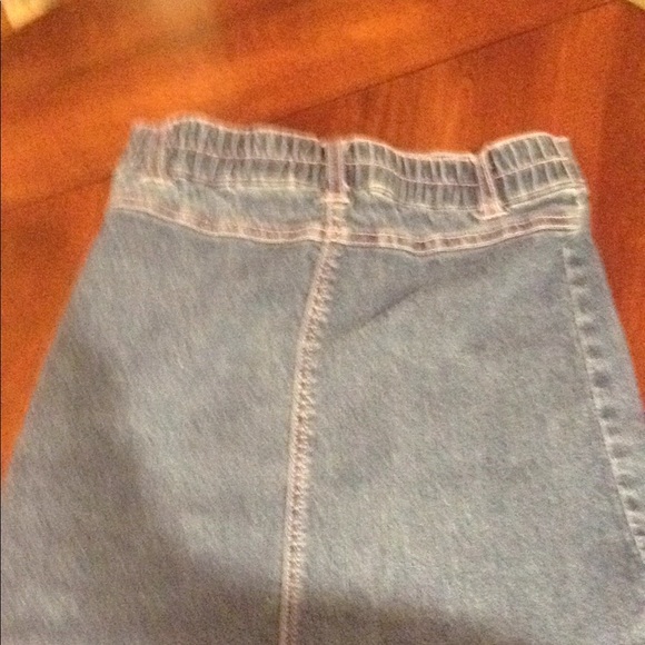 🔵 Skirt - Picture 2 of 4